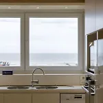 Casiola - Stunning Views & Prime Location 公寓