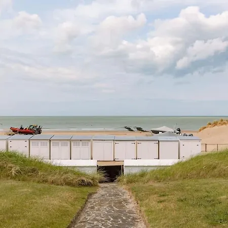 Casiola - Stunning Views & Prime Location Apartament Knokke-Heist