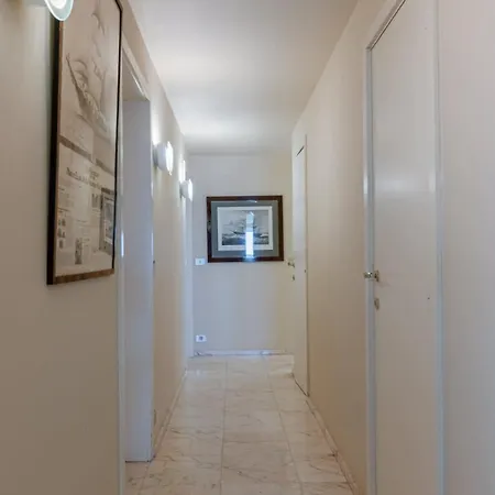 Apartamento Casiola - Stunning Views & Prime Location *