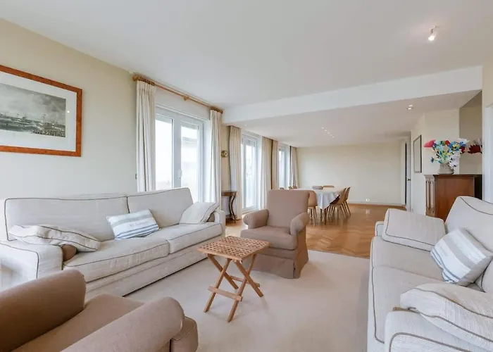 Casiola - Stunning Views & Prime Location Knokke-Heist