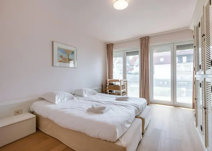 Casiola - Stunning Views & Prime Location Knokke-Heist